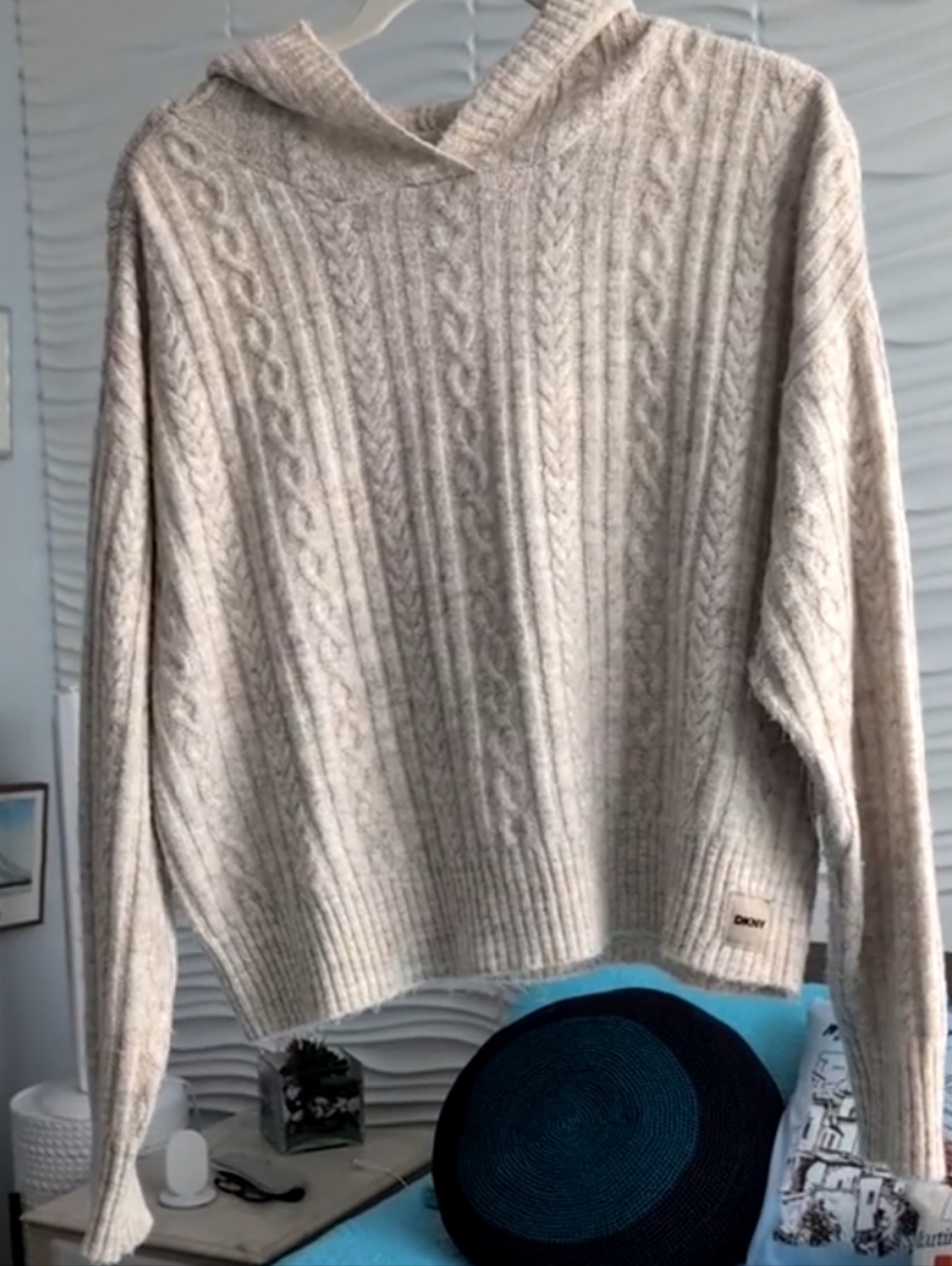 DKNY Sport Oversized Hoodie Chunky Sweater Cable Knit Cozy  MEDIUM - Picture 6 of 13